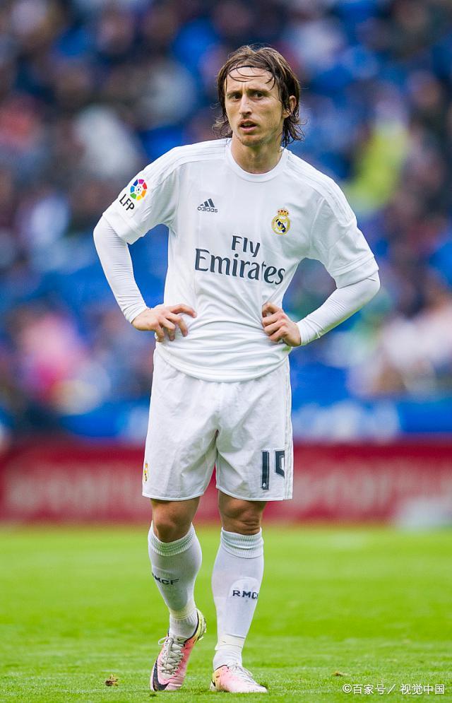 解析博弈中的“路径依赖”：为什么你一旦习惯某种摆法就很难改变？（博弈中的路径依赖：为何一旦习惯某种下法便难以更改？）